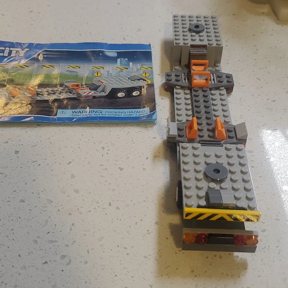 LEGO City 60079 Training Jet Transport 100% Complete No Box/ With Instructions - Picture 6 of 10